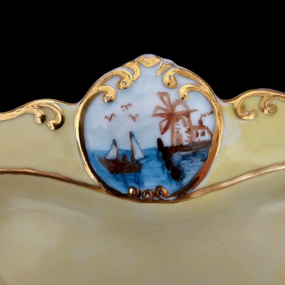 Antique Heart Porcelain Ashtray w/ Hand Painted Windmill & Gilt Scrolls 1910s–30 - Picture 2 of 9